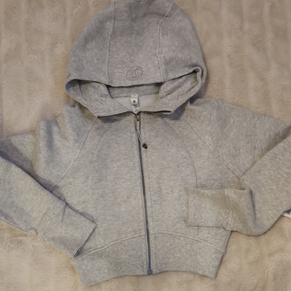 NWT Lululemon Scuba Full Zip Cropped Hoodie - Picture 1 of 4